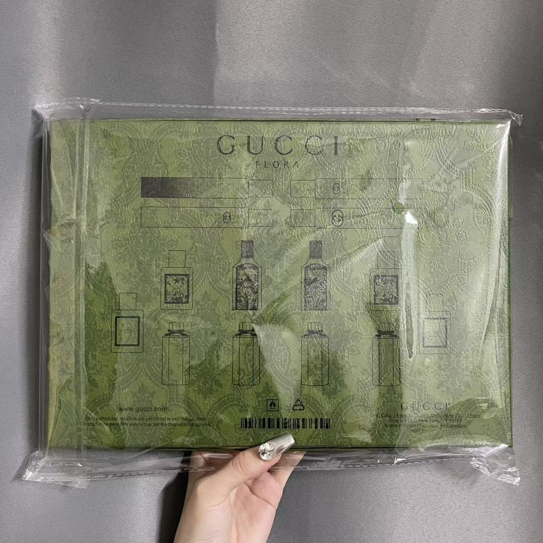 Gucci gift set 14 pcs - Image 3